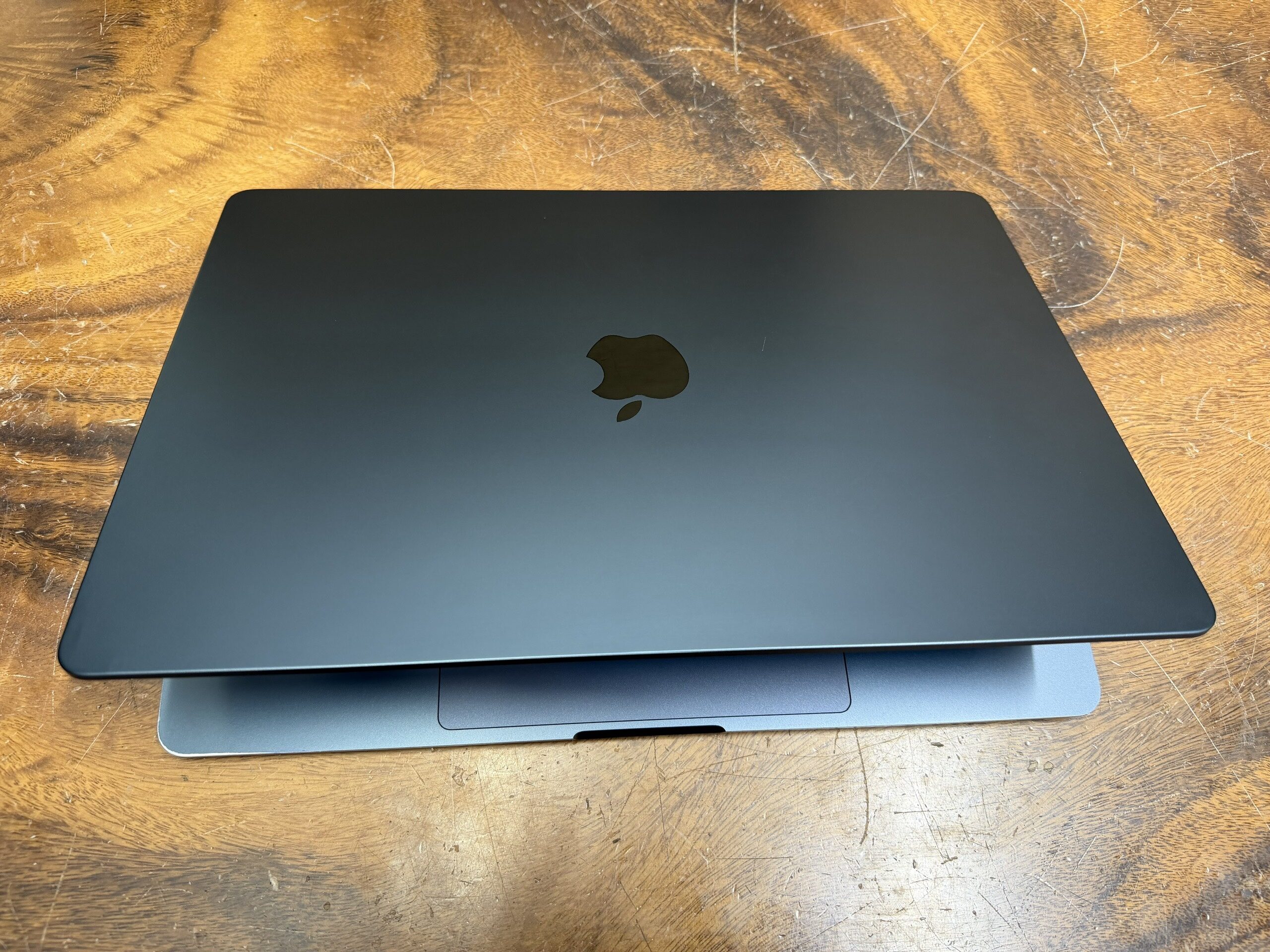 Macbook Air 15 M3 (2)