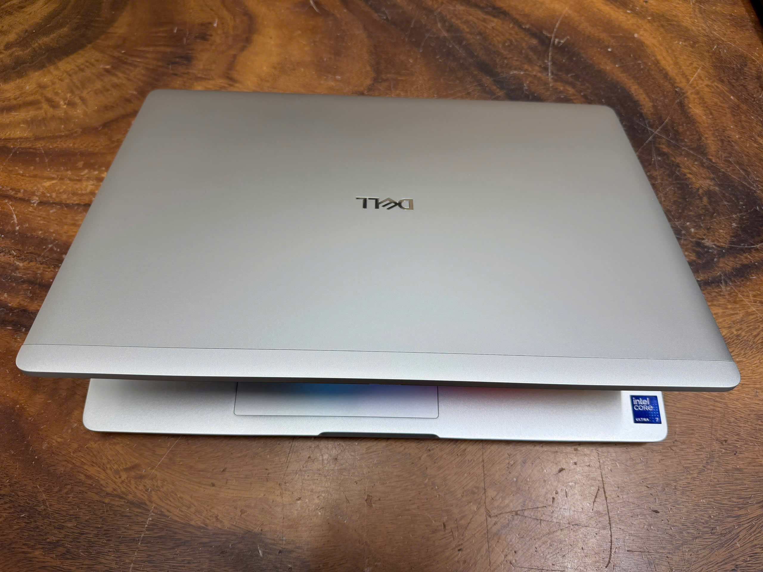 Dell Pro 16 Plus Pb16250 Ultra 7 (4)