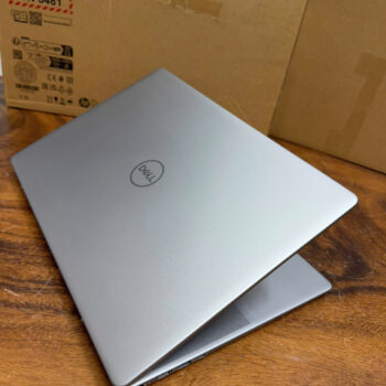 Dell inspiron 16 plus 7640, ultra 7 155H, 32G, 1TB, 16in touch.
