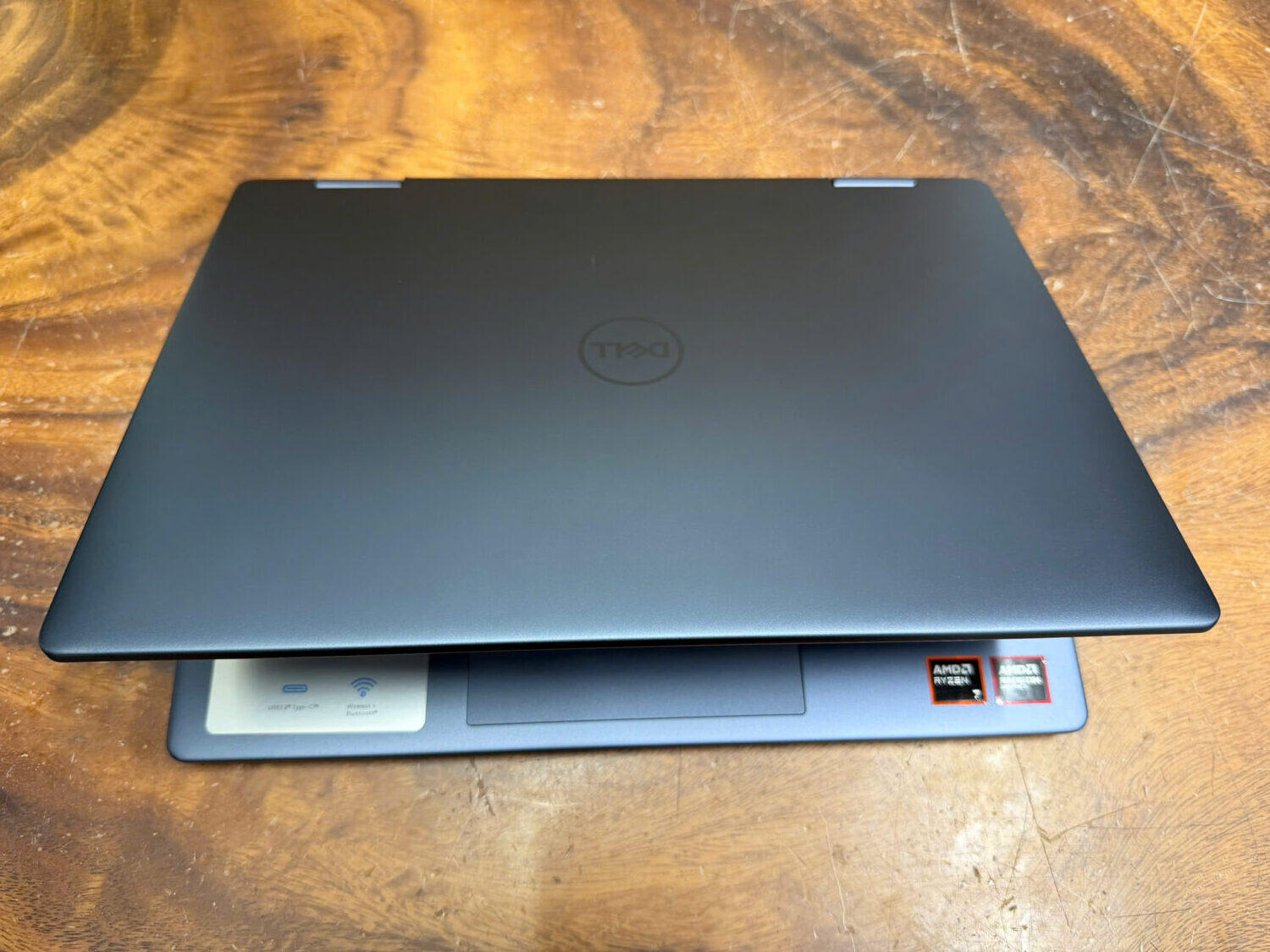 Dell Inspiron 7445 Ryzen 7 (2)