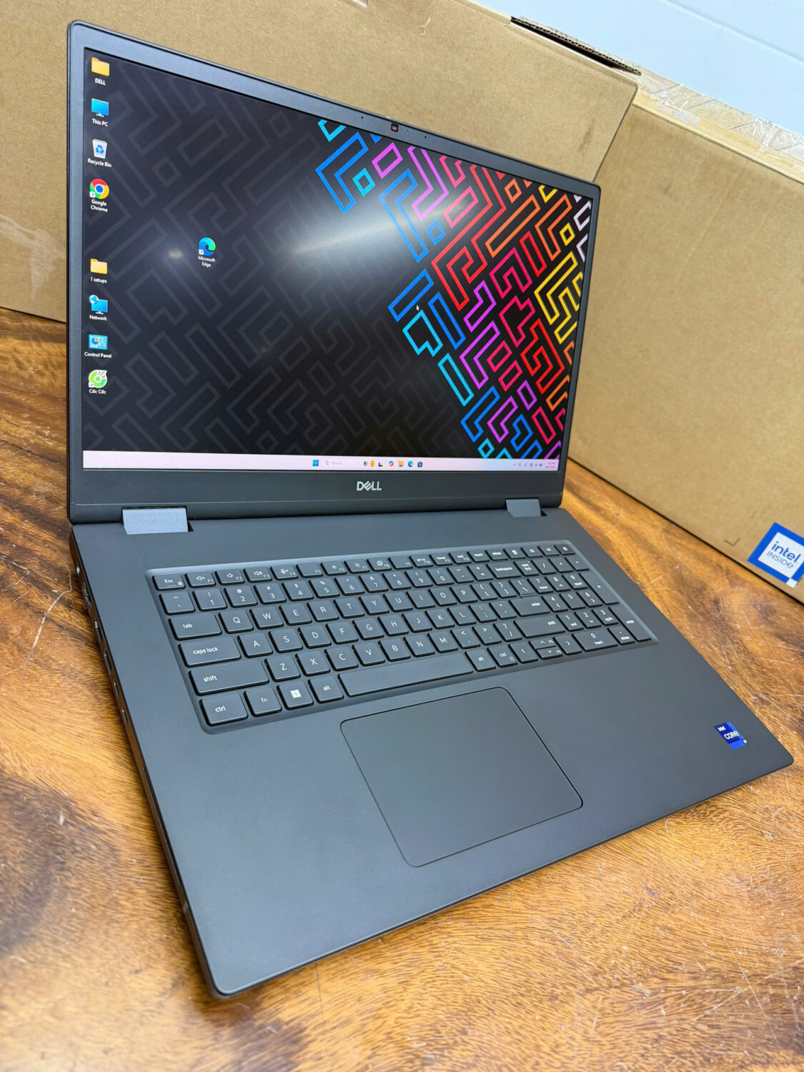Dell Precision 7770 (5)