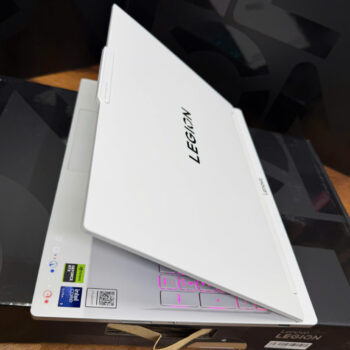 Lenovo Legion 7i 16IAX10, Ultra 9 290HX Plus, ram 32G, 1TB, RTX5070 12G, 16in 2.5K OLED