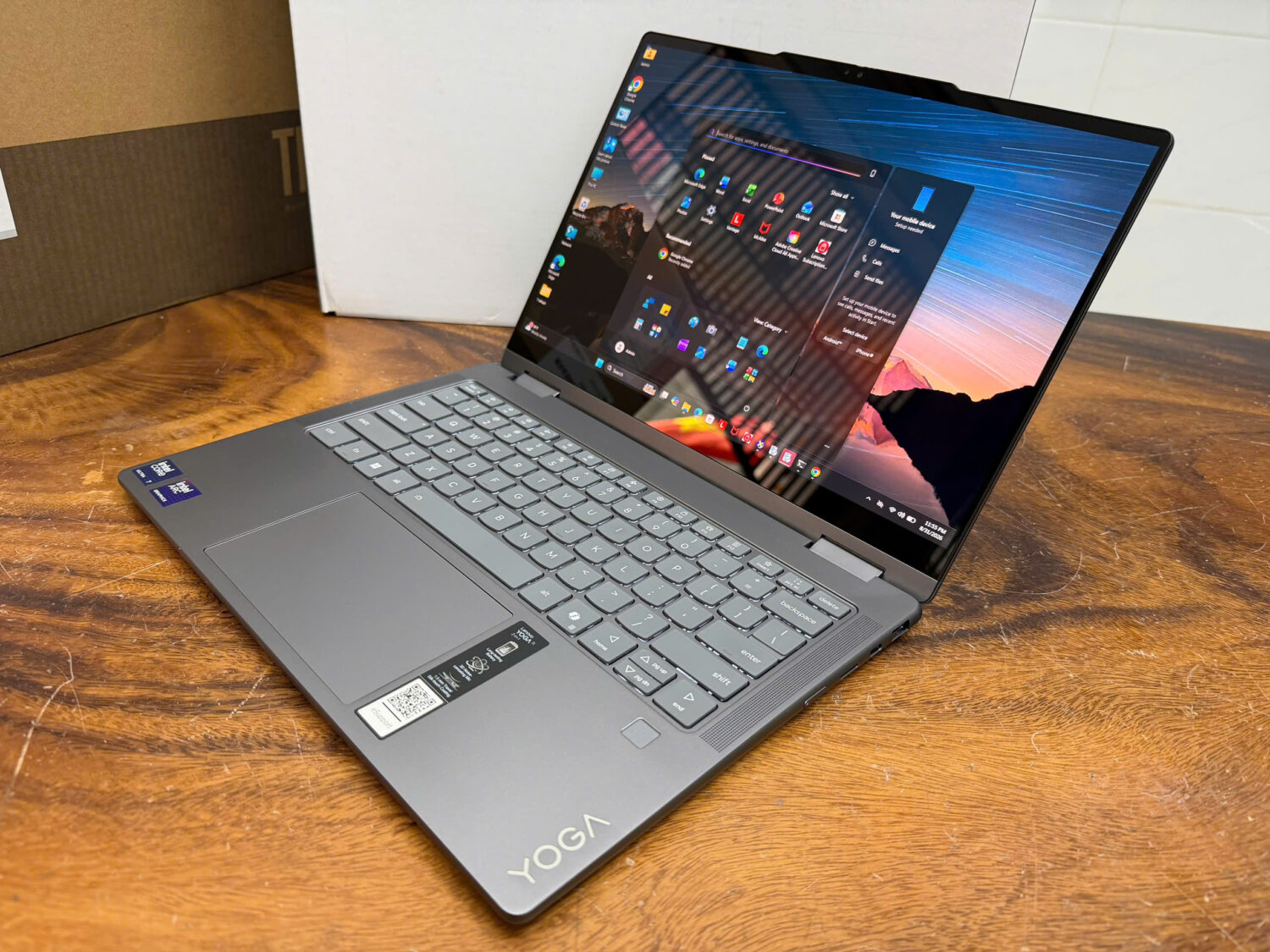 Lenovo Yoga 7i 2 In 1 14ill10 (6)