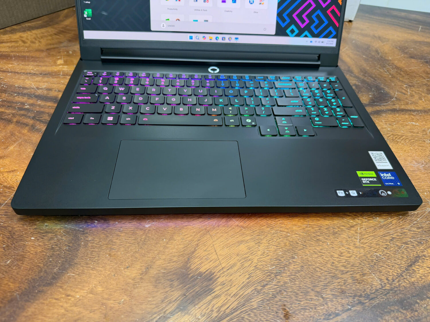 Lenovo Legion Pro 7 16iax10h Fifa Edition (8)
