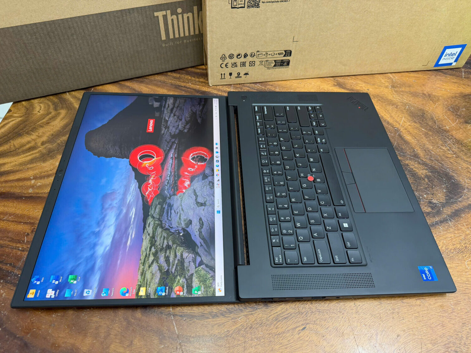 Thinkpad P1 Gen 5 (6)