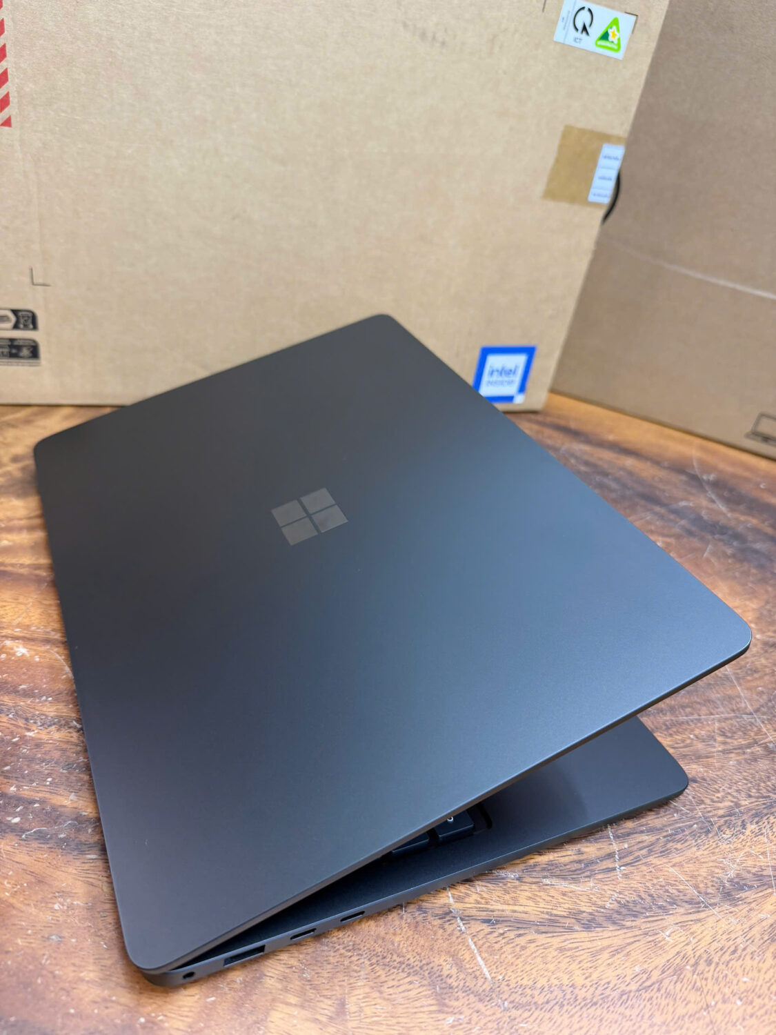 Surface Laptop 8 13 (6)