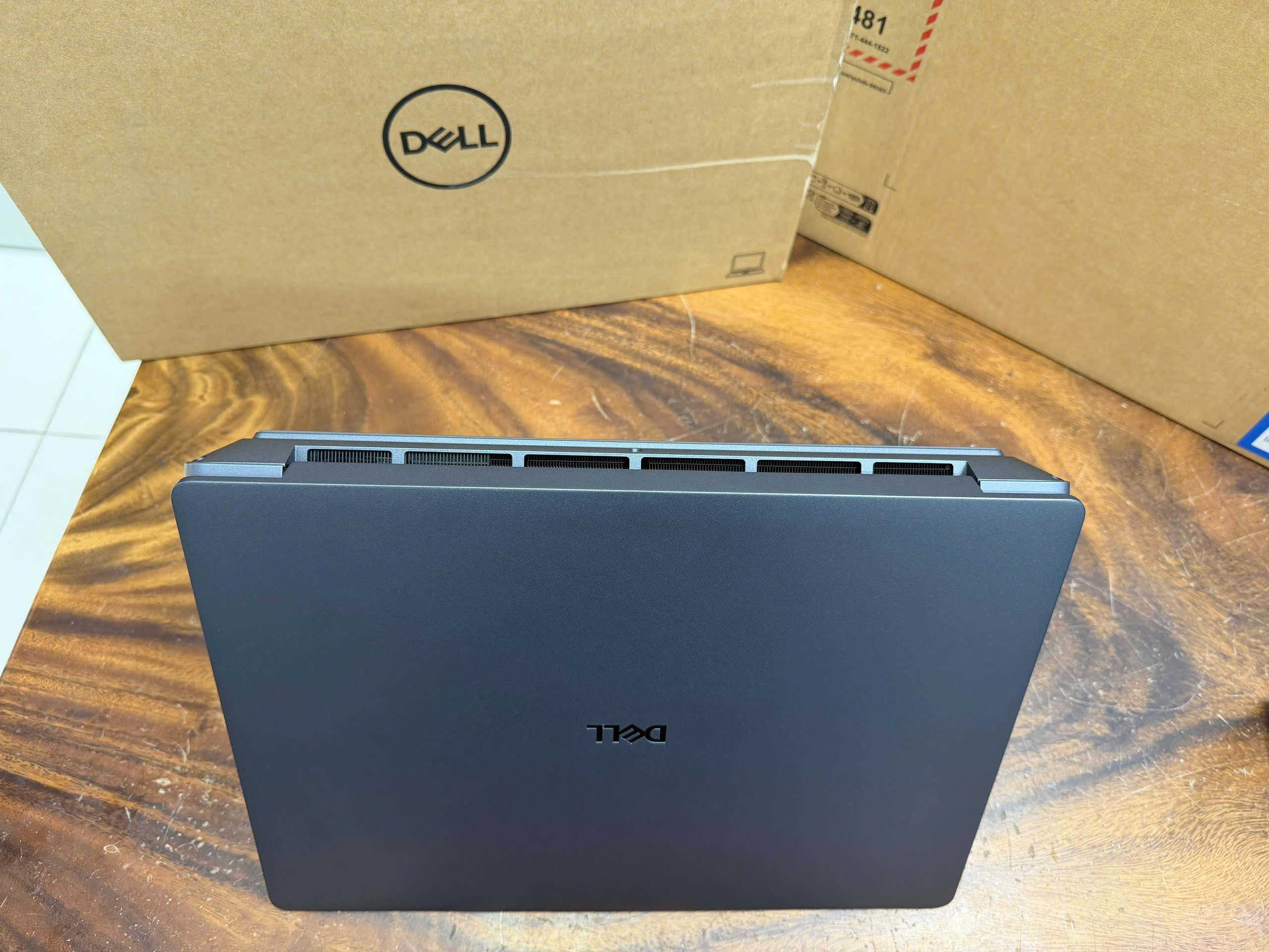 Dell Pro Max 16 Plus Mb16250, Ultra 9 285hx (9)