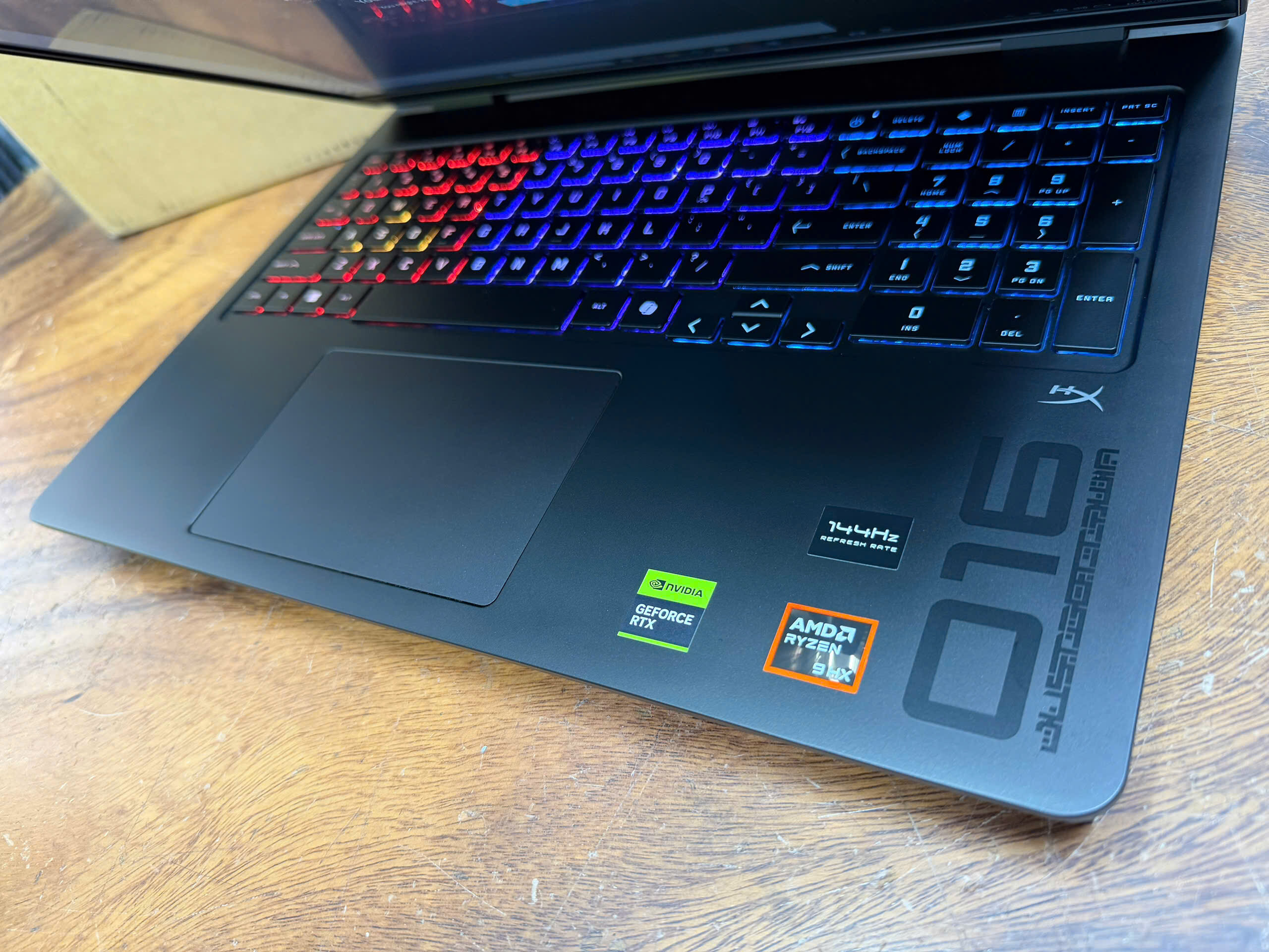 Hp Gaming Omen 16, Ryzen 9 8940hx (1)